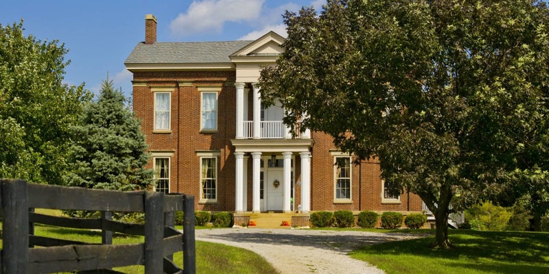 Stately mansion in Paris, Kentucky